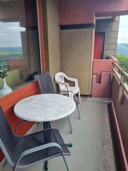 B603, Bezauberndes Appartement Lahnstein Exterior foto